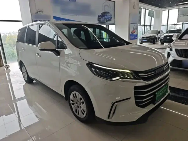 Maxus G50 — Фото автомобиля 3