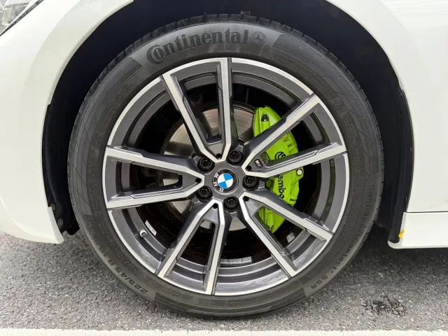 BMW 3 Series — Фото автомобиля 15