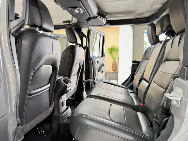 Jeep Wrangler 4xe — Фото автомобиля 6