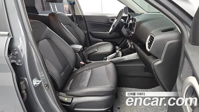 Hyundai Venue — Фото автомобиля 26