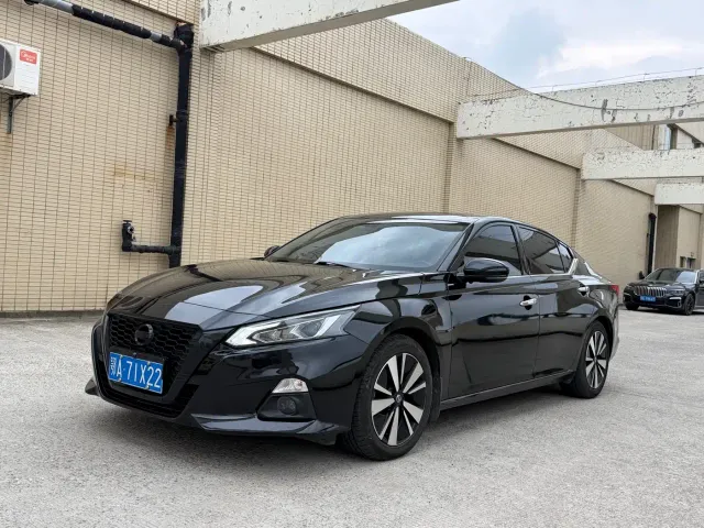 Фотография автомобиля — Nissan Teana