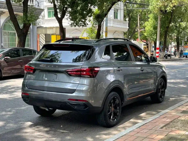 Roewe RX3 — Фото автомобиля 5