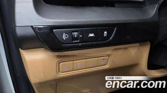 Kia Canival Carnival 4 поколение Бензин 9 мест Noblesse — Фото автомобиля 16