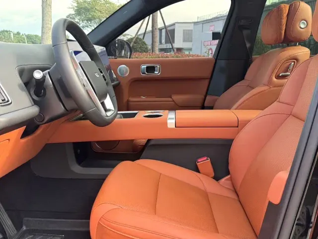 Li Auto L7 — Фото автомобиля 4