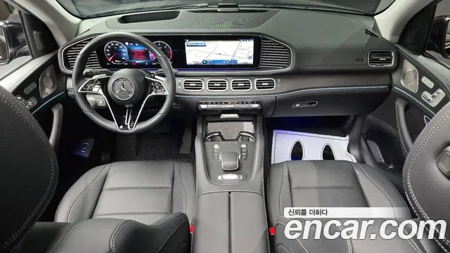 Mercedes-Benz GLE-Class — Фото автомобиля 10