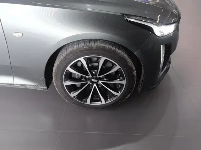 Cadillac CT5 — Фото автомобиля 6