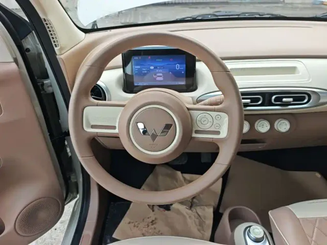Wuling Hongguang Mini EV — Фото автомобиля 10