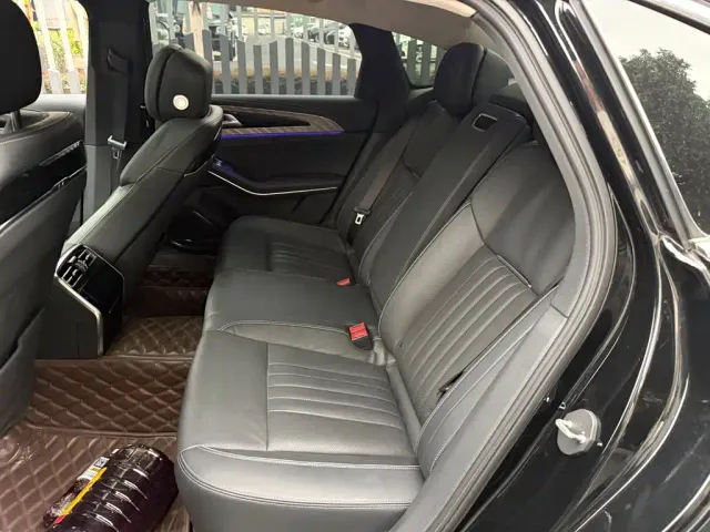 Hongqi H9 — Фото автомобиля 12