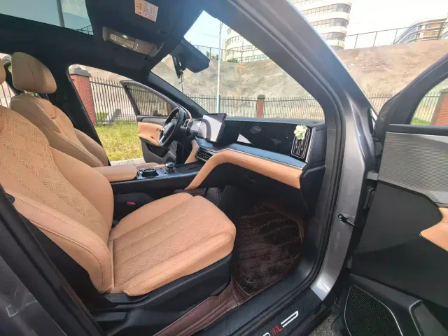 BYD Song L DM-i — Фото автомобиля 24