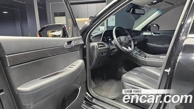 Hyundai Palisade Palisade Дизель 2.2 2WD — Фото автомобиля 11