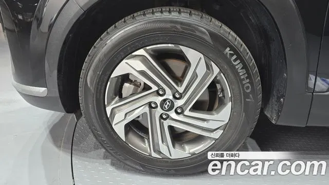 Hyundai Santafe Бензин 2.5T 2WD — Фото автомобиля 5