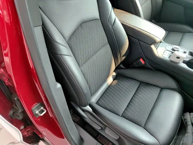 Cadillac XT4 — Фото автомобиля 24