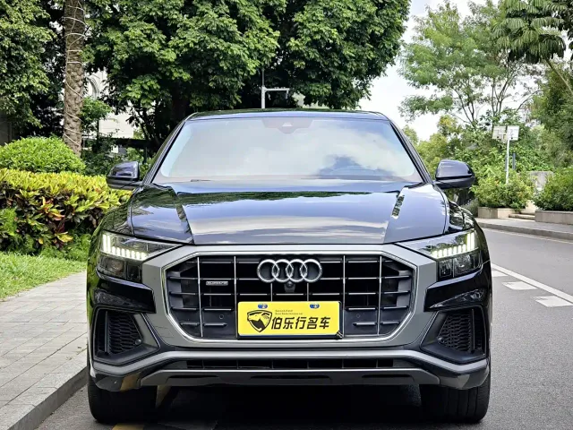 Audi Q8 — Фото автомобиля 3