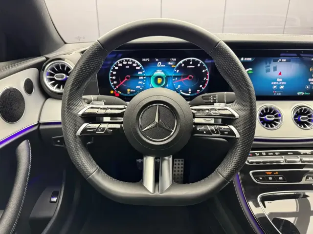 Mercedes-Benz E-Class — Фото автомобиля 6
