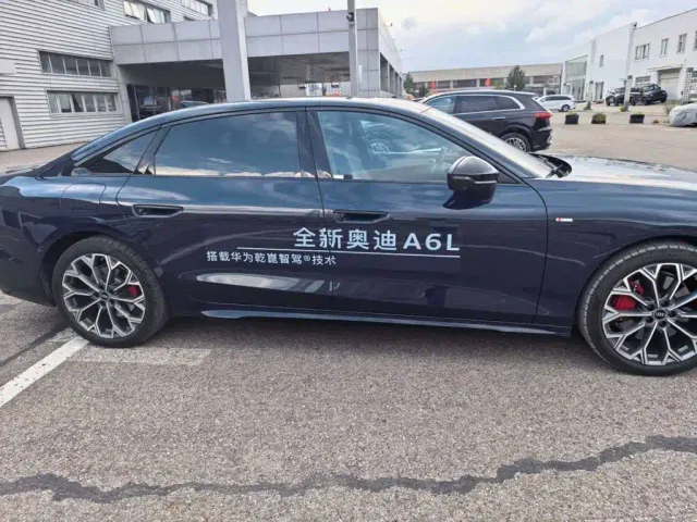 Audi A6L — Фото автомобиля 2