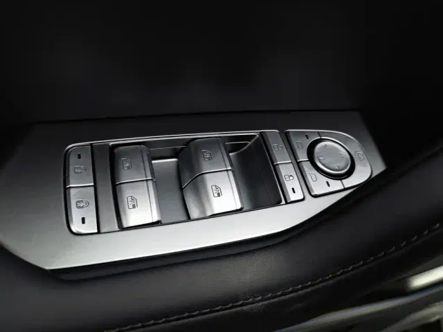 BYD FangChengBao Leopard 8 — Фото автомобиля 9