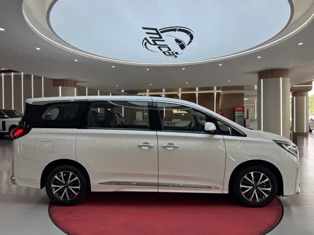 GAC Trumpchi M8 — Фото автомобиля 4