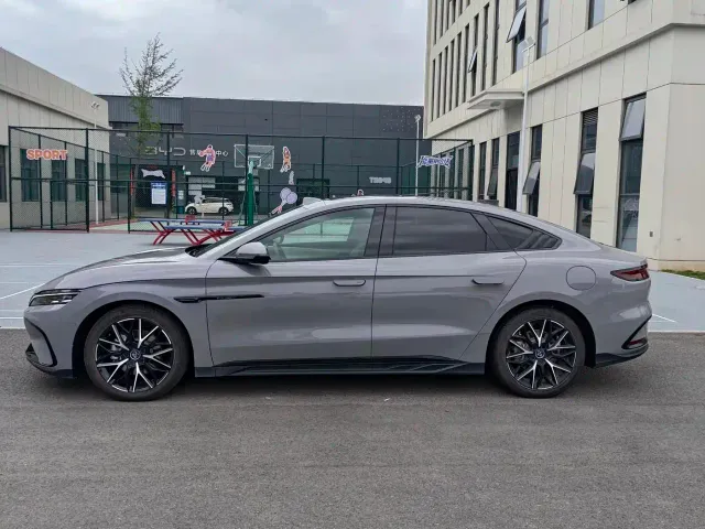 BYD Han — Фото автомобиля 5