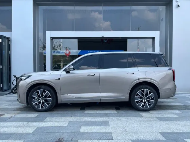 GAC Trumpchi Xiangwang S9 — Фото автомобиля 3