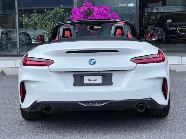 BMW Z4 — Фото автомобиля 8