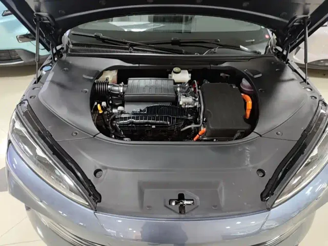 BYD Seal — Фото автомобиля 19