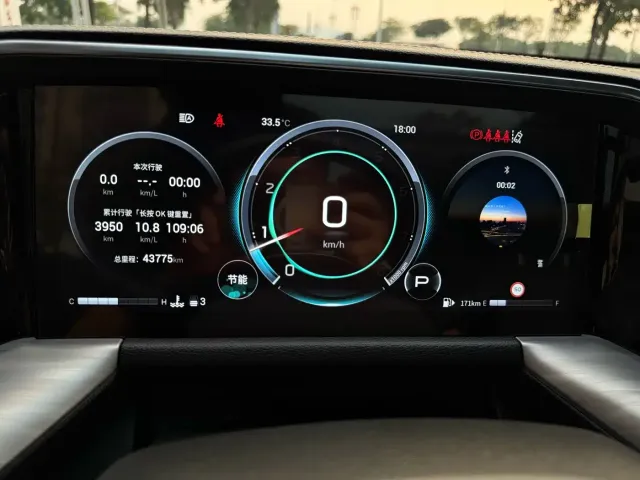 GAC Trumpchi GS8 — Фото автомобиля 4