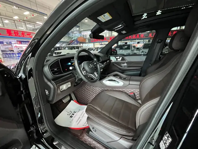 Mercedes-Benz GLS-Class — Фото автомобиля 4