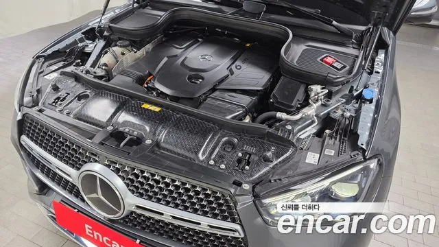 Mercedes-Benz GLE-Class — Фото автомобиля 5