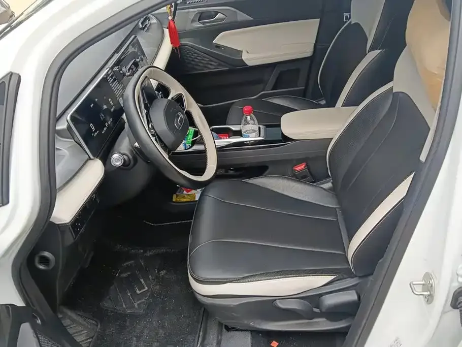 Geely Geometry Geely Geometry E Firefly 2024 Model 401km Fluorescent — Фото автомобиля 9