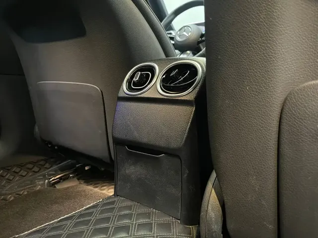Mercedes-Benz Mercedes-Benz C-Class 2022 C 200 L Sport Version — Фото автомобиля 20