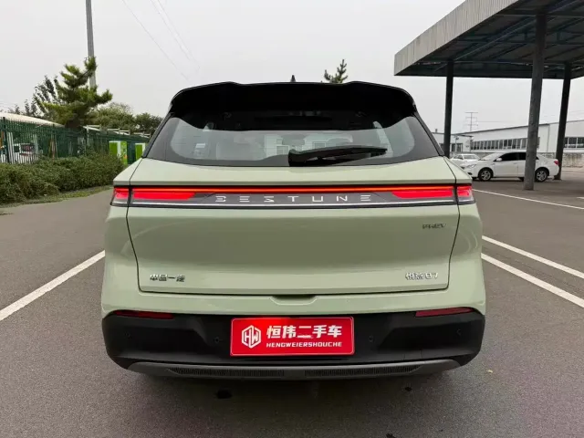 Besturn Yueyi 07 2025 210km Leisure Edition — Фото автомобиля 5