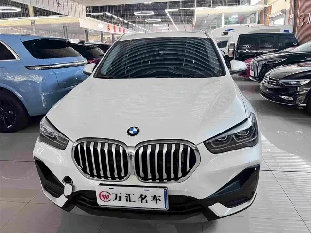 BMW X1 — Фото автомобиля 2