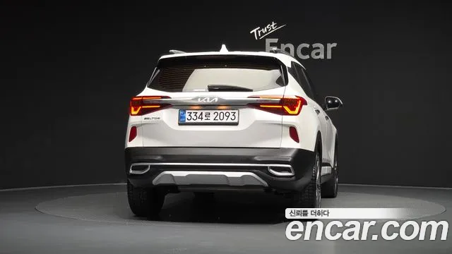 Kia Seltos — Фото автомобиля 4