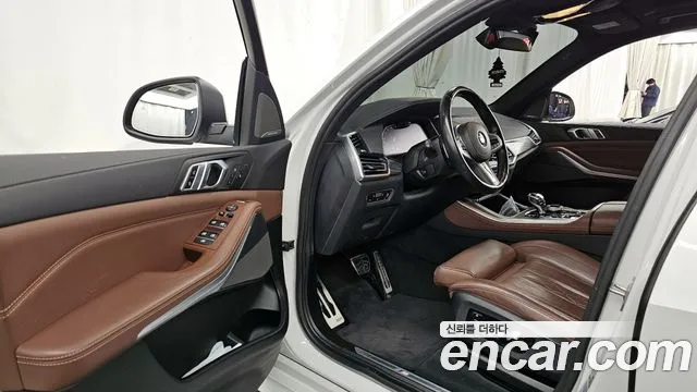 BMW X5 — Фото автомобиля 10