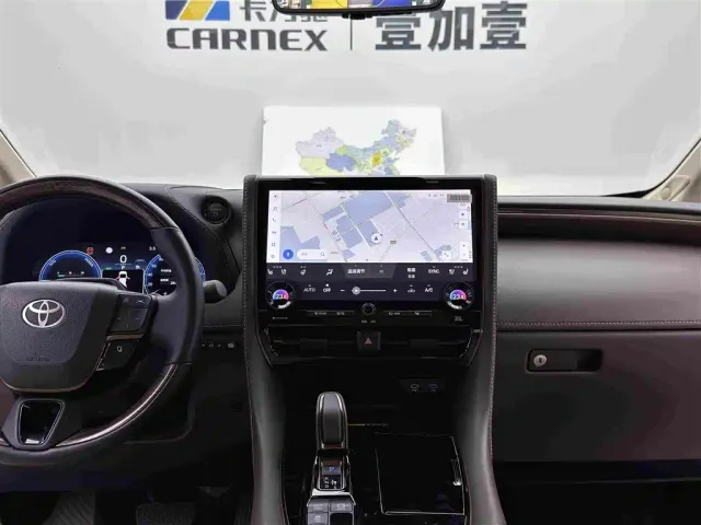 Toyota Alphard — Фото автомобиля 12