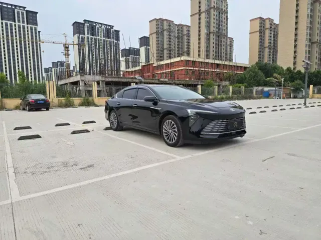 Buick LaCrosse — Фото автомобиля 3