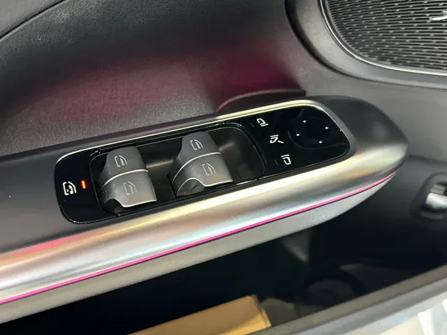 Mercedes-Benz C-Class — Фото автомобиля 8