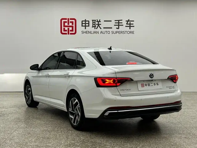Volkswagen Sagitar — Фото автомобиля 2
