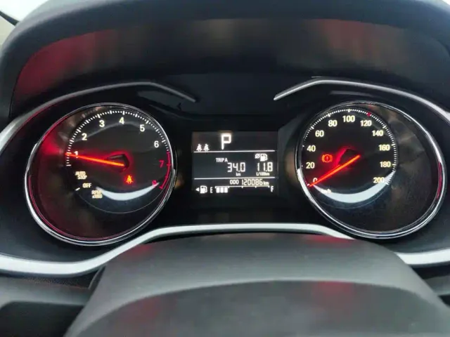 Chevrolet Cavalier — Фото автомобиля 14