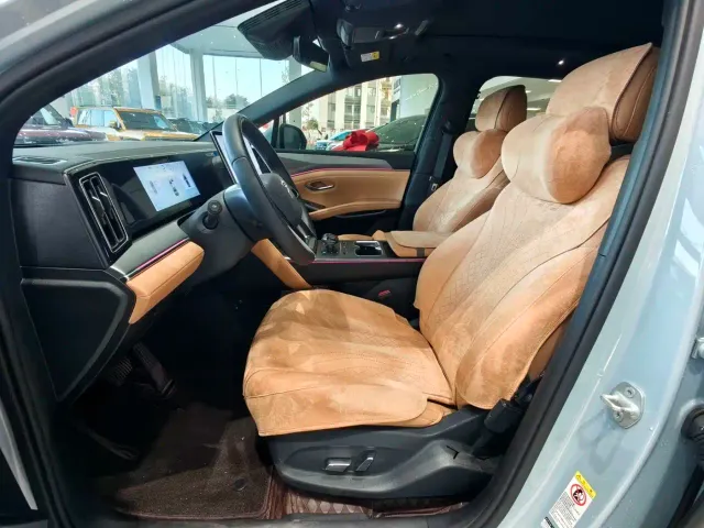 BYD Song L DM-i — Фото автомобиля 9