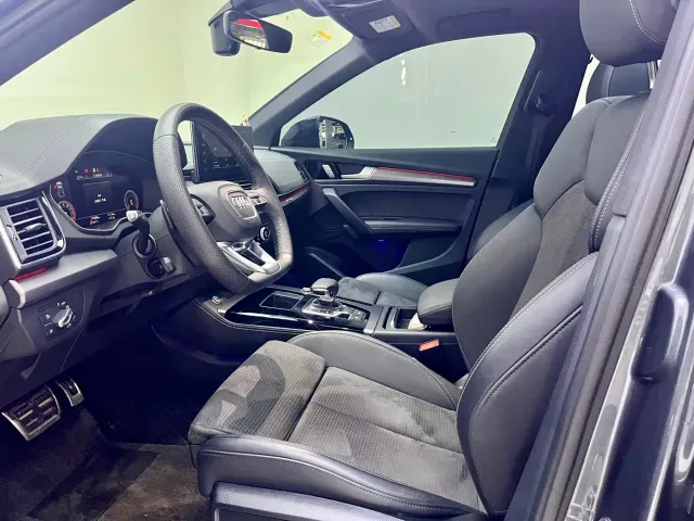 Audi Q5L Sportback — Фото автомобиля 12