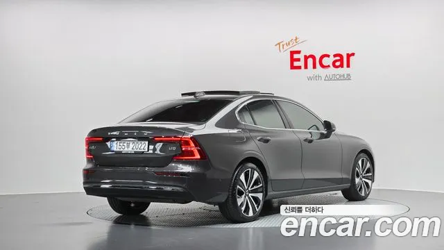 Volvo S60 3rd Gen — Фото автомобиля 2