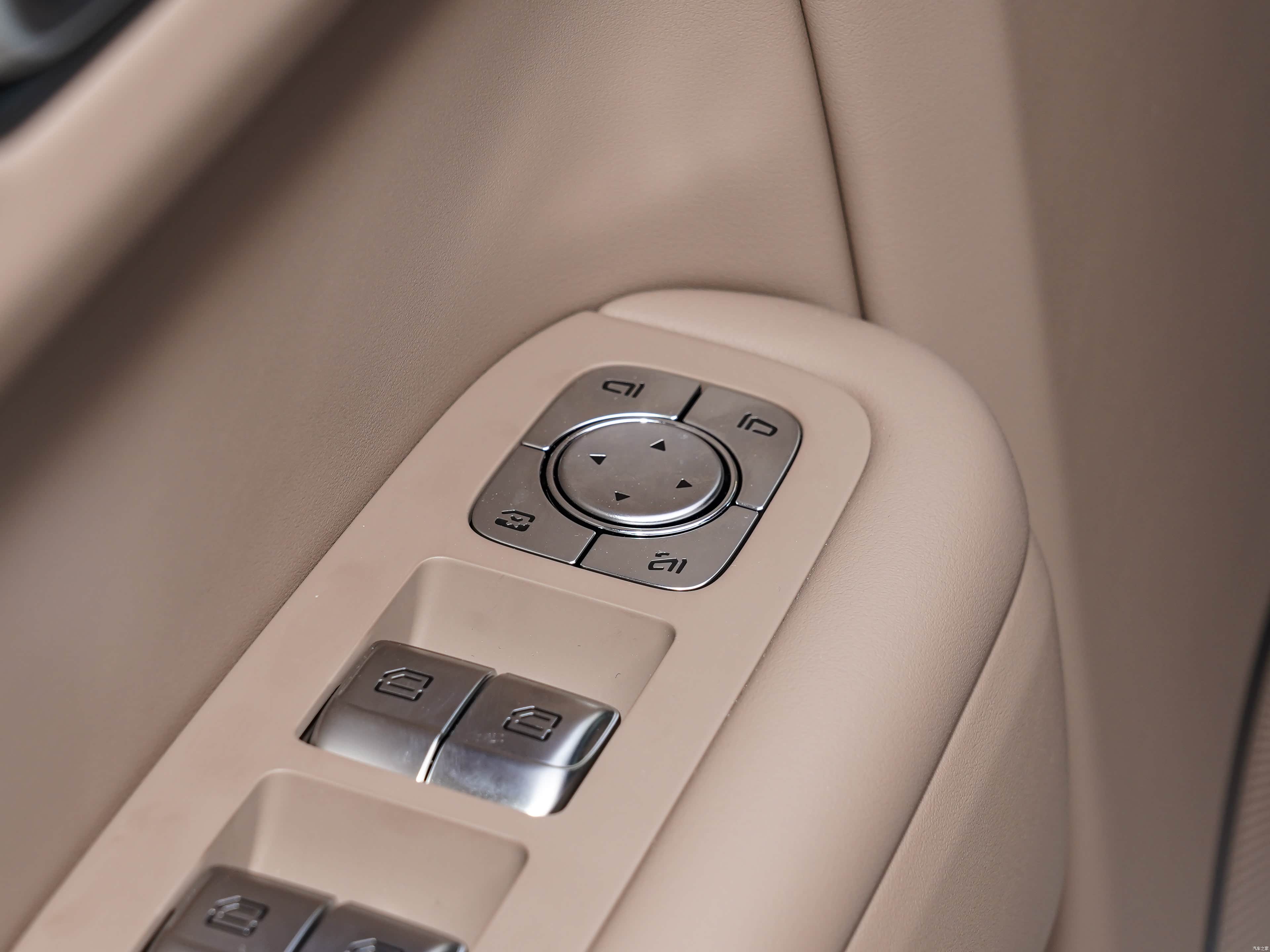 Li Auto L7 Ultra — Фото автомобиля 6