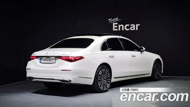 Mercedes-Benz S-Class — Фото автомобиля 2