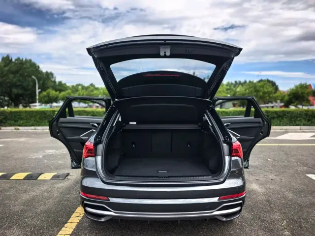 Audi Q3 — Фото автомобиля 7