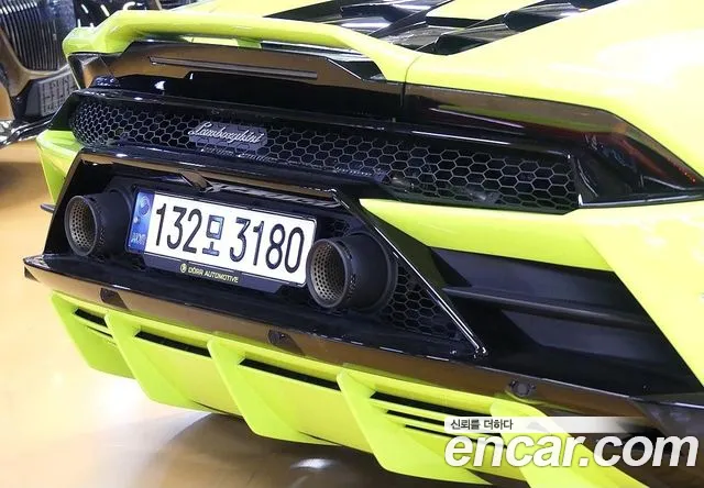 Lamborghini Huracan — Фото автомобиля 8