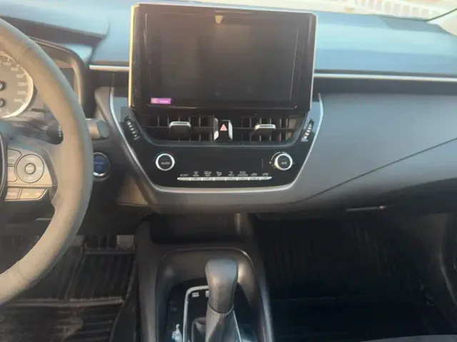 Toyota Corolla — Фото автомобиля 12