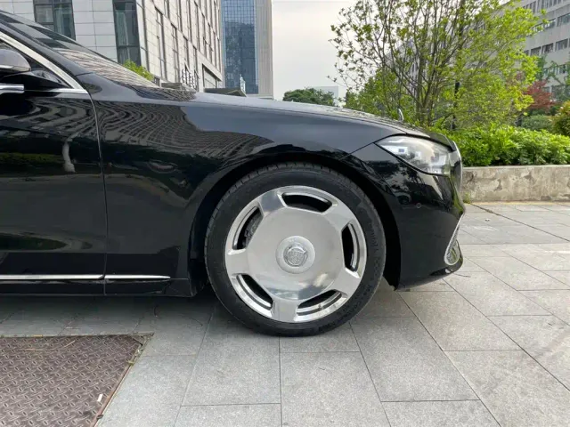 Mercedes-Benz Maybach S-Class — Фото автомобиля 25