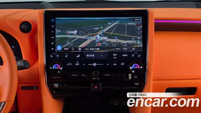 Toyota Alphard — Фото автомобиля 8