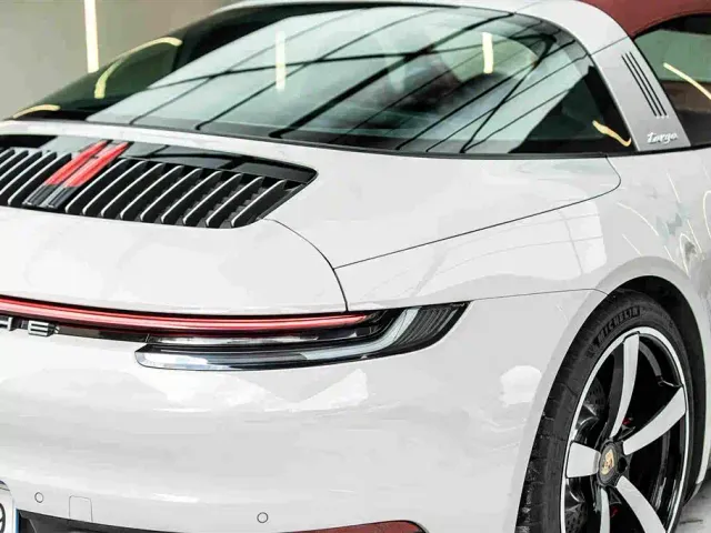 Porsche 911 — Фото автомобиля 3